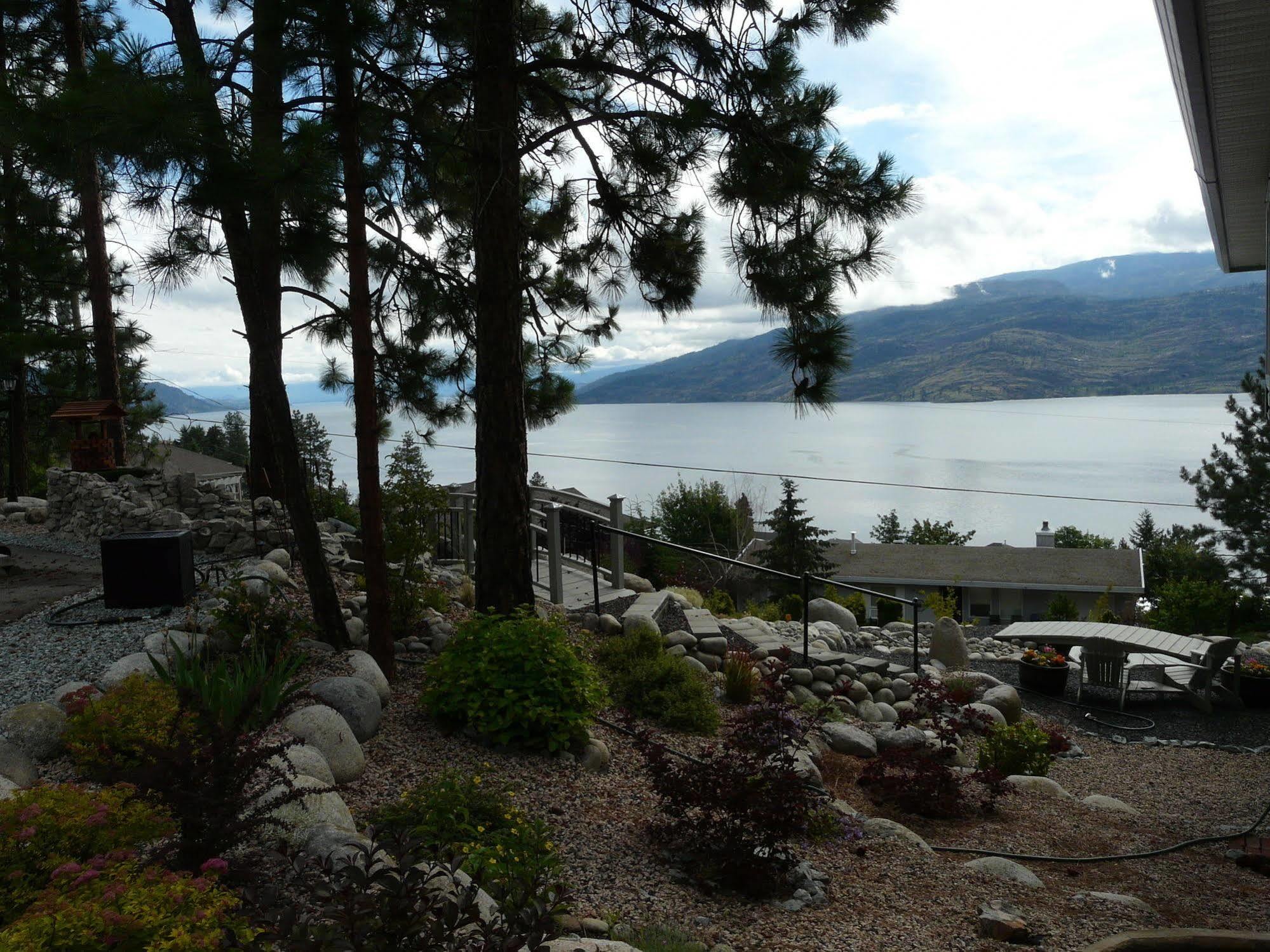 Heartstone B&B Peachland Eksteriør bilde